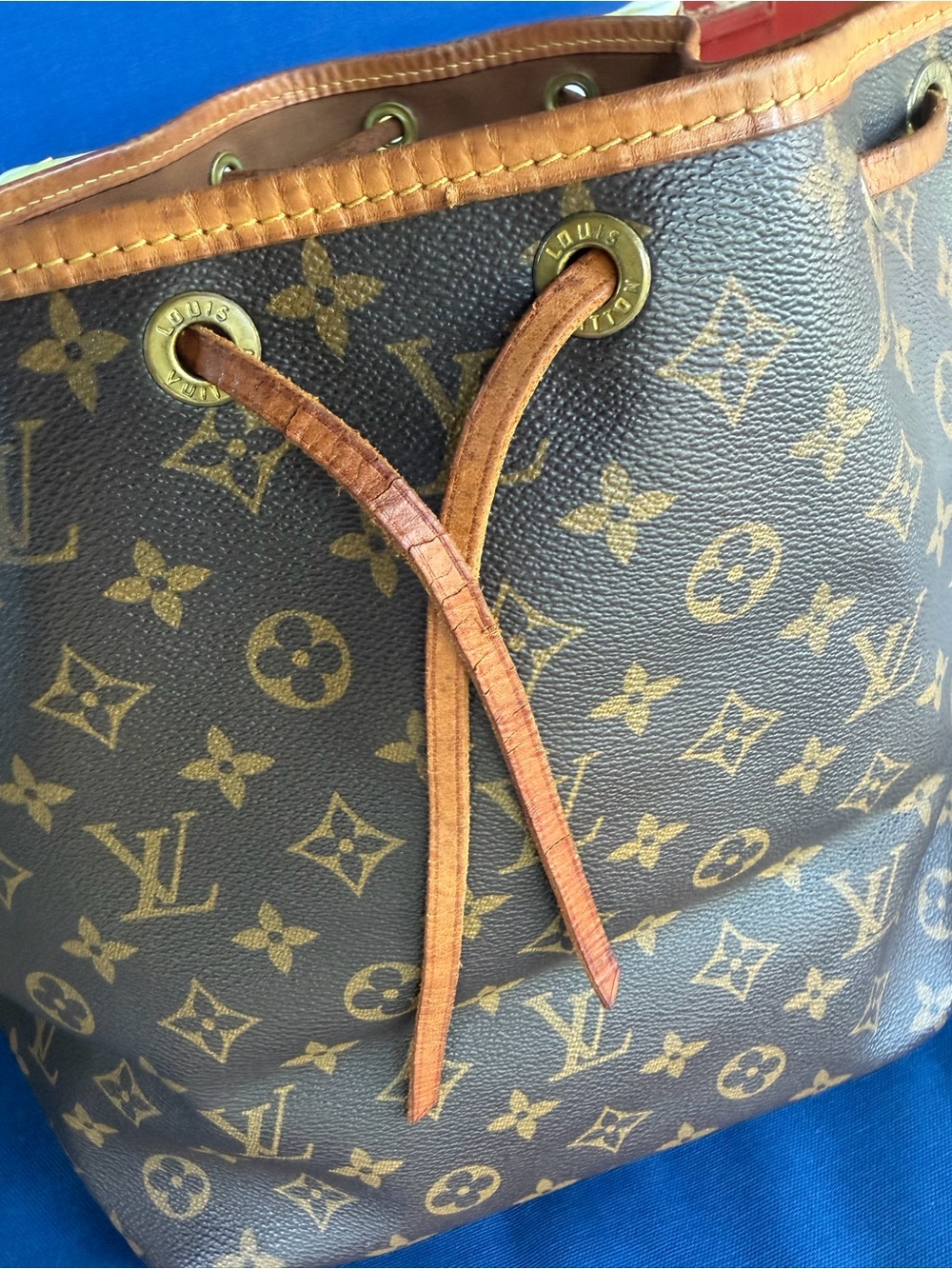 AUTHENTIC VINTAGE LOUIS VUITTON NOÉ BUCKET BAG — MONOGRAM— MADE IN FRANCE — 1989 - Picture 12 of 14